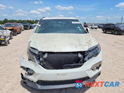 Piąte zdjęcie samochodu w środku: 2016 HONDA PILOT EXL VIN:5FNYF5H81GB022240 - miniatura