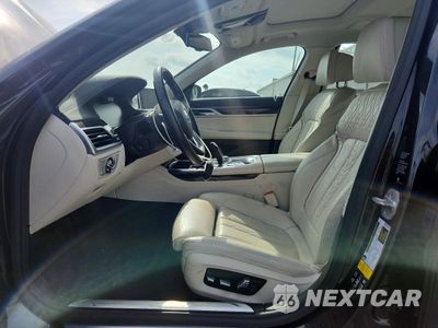 Zdjęcie 7 z 12 samochodu: 2021 BMW 740 XI VIN:WBA7T4C07MCF84488 - miniatura