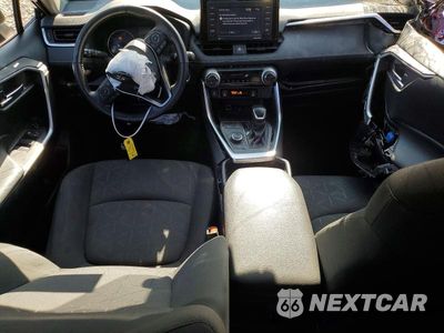 Zdjęcie 8 z 13 samochodu: 2021 TOYOTA RAV4 XLE VIN:JTMRWRFV9MD136381 - miniatura