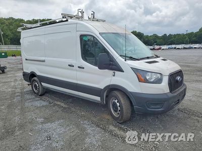 Czwarte zdjęcie samochodu z boku: 2023 FORD TRANSIT T-250 VIN:1FTBR1C85PKC07245 - miniatura