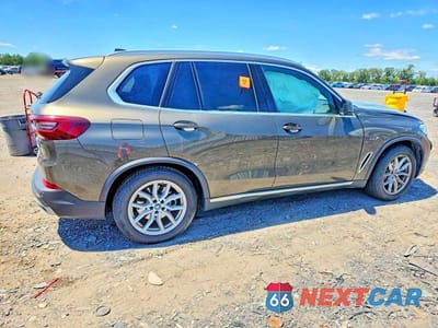 Trzecie zdjęcie samochodu z tyłu: 2022 BMW X5 XDRIVE45E VIN:5UXTA6C03N9M61624 - miniatura