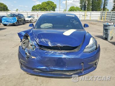 Piąte zdjęcie samochodu w środku: 2019 TESLA MODEL 3 VIN:5YJ3E1EBXKF365546 - miniatura