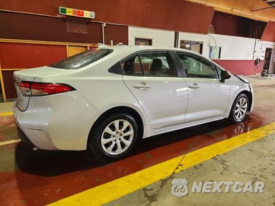 Trzecie zdjęcie samochodu z tyłu: 2024 TOYOTA COROLLA LE VIN:5YFB4MDE5RP154927 - miniatura