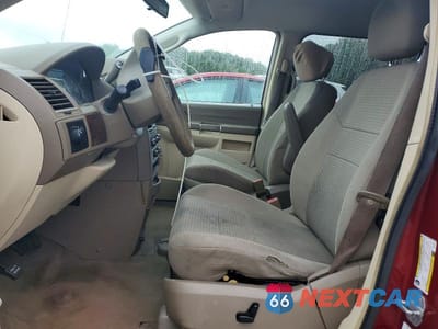 Zdjęcie 7 z 13 samochodu: 2010 CHRYSLER TOWN & COUNTRY LX VIN:2A4RR2D13AR428819 - miniatura