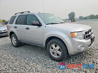 Czwarte zdjęcie samochodu z boku: 2012 FORD ESCAPE XLT VIN:1FMCU0D77CKA93368 - miniatura