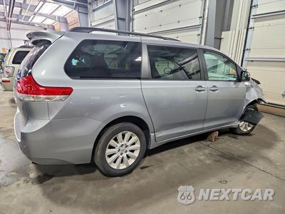 Trzecie zdjęcie samochodu z tyłu: 2013 TOYOTA SIENNA LIMITED 7-PASSENGER VIN:5TDDK3DC0DS055486 - miniatura