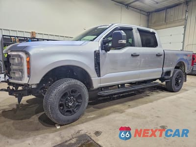 2024 FORD F250 SUPER DUTY 1FT8W2BA5RED49349 - główne zdjęcie licytacji z USA - miniatura