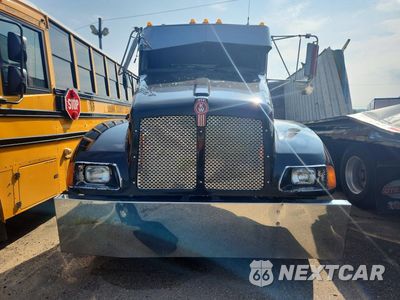 Piąte zdjęcie samochodu w środku: 2004 KENWORTH T300 FLATBED TRUCK VIN:2XKMAD7XX4M060504 - miniatura