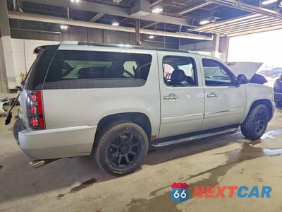 Trzecie zdjęcie samochodu z tyłu: 2012 GMC YUKON XL DENALI VIN:1GKS2MEF2CR275364 - miniatura
