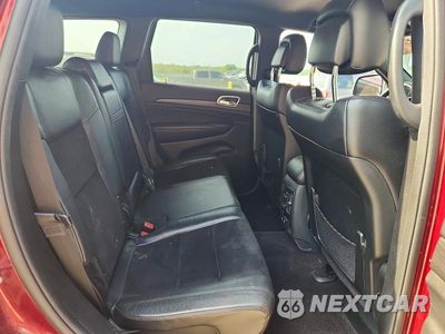 Zdjęcie 10 z 13 samochodu: 2018 JEEP GRAND CHEROKEE LAREDO VIN:1C4RJEAG9JC197473 - miniatura