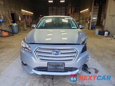 Piąte zdjęcie samochodu w środku: 2017 SUBARU LEGACY 2.5I PREMIUM VIN:4S3BNAF63H3031765 - miniatura