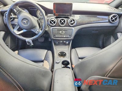 Zdjęcie 8 z 12 samochodu: 2016 MERCEDES-BENZ CLA 250 VIN:WDDSJ4EB2GN392179 - miniatura