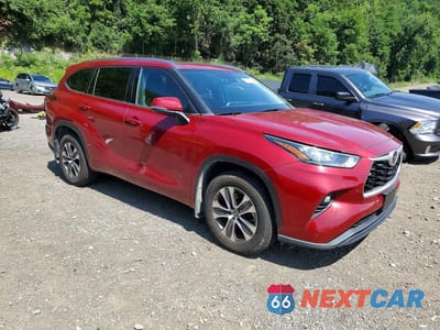 Czwarte zdjęcie samochodu z boku: 2020 TOYOTA HIGHLANDER XLE VIN:5TDHZRBH7LS520634 - miniatura