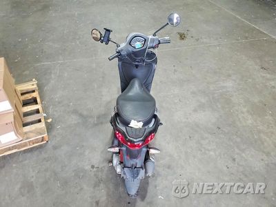 Zdjęcie 6 z 9 samochodu: 2021 PIAGGIO LIBERTY 50 VIN:ZAPC546B2M7001550 - miniatura