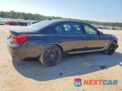 Trzecie zdjęcie samochodu z tyłu: 2012 BMW 750 LXI VIN:WBAKC8C51CC437396 - miniatura
