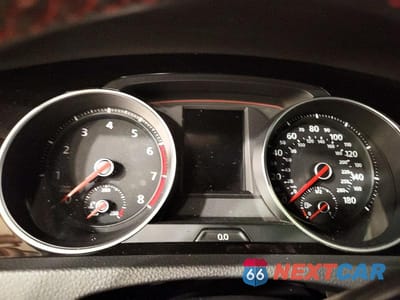 Zdjęcie 9 z 13 samochodu: 2019 VOLKSWAGEN GTI S VIN:3VW5T7AU1KM020455 - miniatura
