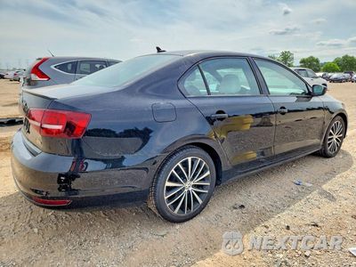 Trzecie zdjęcie samochodu z tyłu: 2016 VOLKSWAGEN JETTA SPORT VIN:3VWD17AJ8GM298834 - miniatura