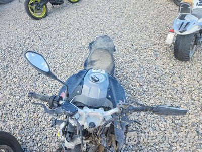 Piąte zdjęcie samochodu w środku: 2021 BMW F 900 VIN:WB10K1307M6E75031 - miniatura