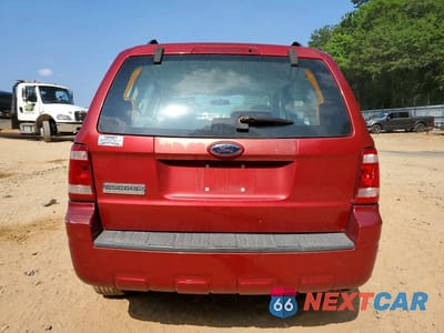 Zdjęcie 6 z 13 samochodu: 2008 FORD ESCAPE XLS VIN:1FMCU02Z08KC08551 - miniatura