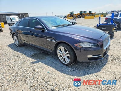 Czwarte zdjęcie samochodu z boku: 2016 JAGUAR XJL PORTFOLIO VIN:SAJWJ2GD7G8V95390 - miniatura