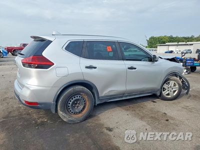 Trzecie zdjęcie samochodu z tyłu: 2018 NISSAN ROGUE S VIN:5N1AT2MT5JC758522 - miniatura
