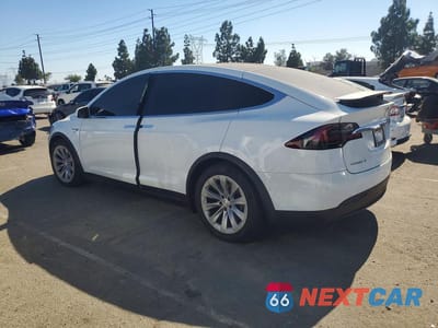 Drugie zdjęcie samochodu z przodu: 2016 TESLA MODEL X VIN:5YJXCBE2XGF003883 - miniatura