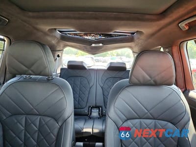 Zdjęcie 10 z 13 samochodu: 2025 BMW X7 XDRIVE40I VIN:5UX23EM06S9X20648 - miniatura