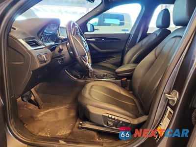 Zdjęcie 7 z 12 samochodu: 2017 BMW X1 XDRIVE28I VIN:WBXHT3Z39H4A65397 - miniatura