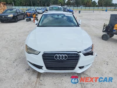 Piąte zdjęcie samochodu w środku: 2014 AUDI A5 PREMIUM VIN:WAUCFAFR8EA045208 - miniatura
