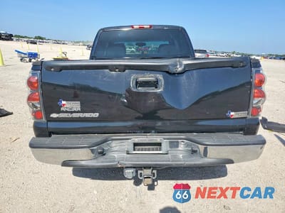 Zdjęcie 6 z 12 samochodu: 2004 CHEVROLET SILVERADO C1500 VIN:2GCEC19T541173202 - miniatura