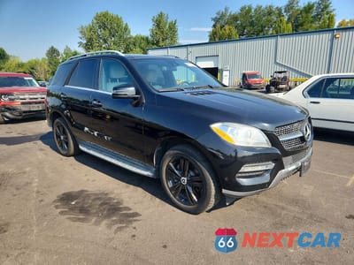 Czwarte zdjęcie samochodu z boku: 2014 MERCEDES-BENZ ML 350 BLUETEC VIN:4JGDA2EB0EA354683 - miniatura