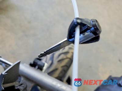 Zdjęcie 8 z 9 samochodu: 2016 SUZUKI GSX-R600 VIN:JS1GN7FA8G2100087 - miniatura