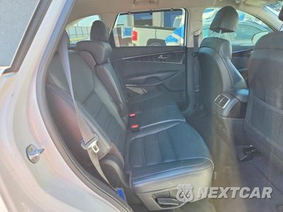Zdjęcie 11 z 13 samochodu: 2018 KIA SORENTO EX VIN:5XYPH4A11JG361996 - miniatura