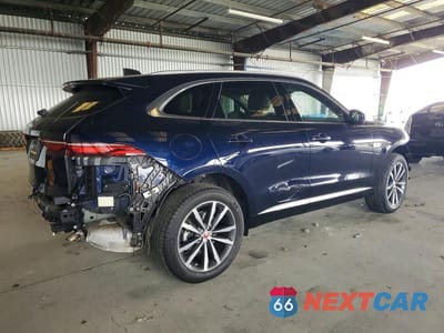 Trzecie zdjęcie samochodu z tyłu: 2021 JAGUAR F-PACE S VIN:SADCJ2EX3MA671520 - miniatura