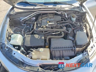 Zdjęcie 11 z 12 samochodu: 2011 MAZDA MX-5 MIATA VIN:JM1NC2JF9B0219537 - miniatura