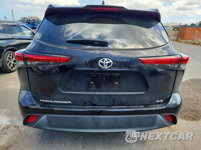 Zdjęcie 6 z 13 samochodu: 2022 TOYOTA HIGHLANDER XLE VIN:5TDGZRAHXNS114931 - miniatura