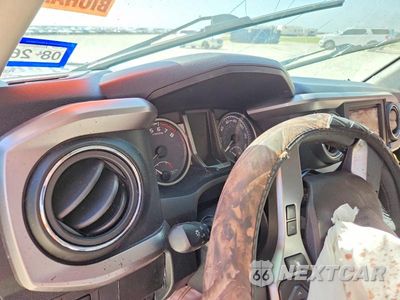 Zdjęcie 9 z 12 samochodu: 2021 TOYOTA TACOMA SR5 V6 VIN:3TMBZ5DN9MM031090 - miniatura