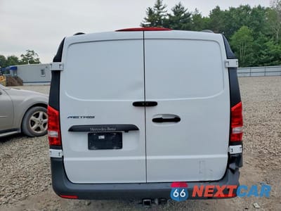 Zdjęcie 6 z 13 samochodu: 2022 MERCEDES-BENZ METRIS VIN:W1YV0BEY4N4155632 - miniatura