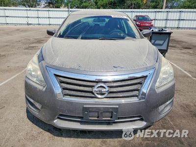 Piąte zdjęcie samochodu w środku: 2015 NISSAN ALTIMA 2.5 S VIN:1N4AL3AP0FC269136 - miniatura