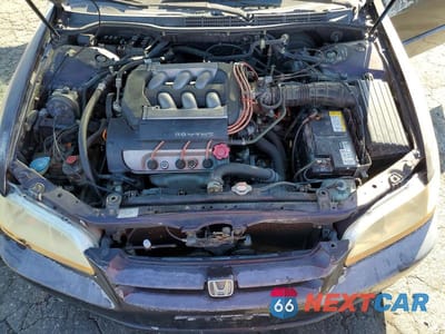 Zdjęcie 11 z 13 samochodu: 1998 HONDA ACCORD EX VIN:1HGCG1655WA004633 - miniatura