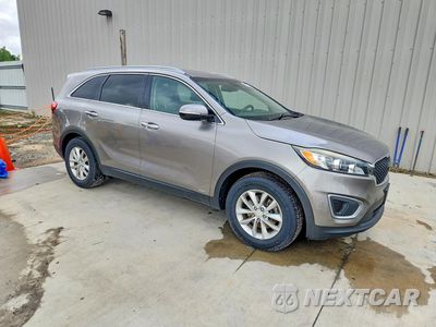 Czwarte zdjęcie samochodu z boku: 2016 KIA SORENTO LX VIN:5XYPGDA39GG042861 - miniatura