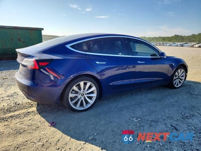 Trzecie zdjęcie samochodu z tyłu: 2018 TESLA MODEL 3 VIN:5YJ3E1EB1JF133867 - miniatura