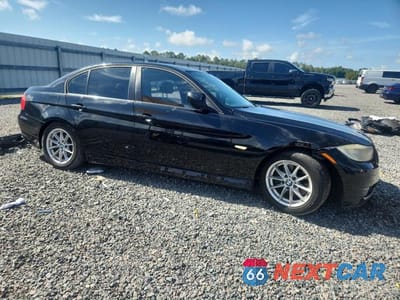 Czwarte zdjęcie samochodu z boku: 2010 BMW 328 I VIN:WBAPH7G52ANM53376 - miniatura