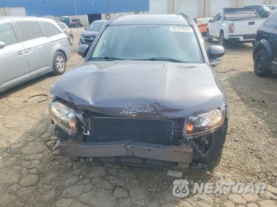 Zdjęcie 9 z 26 samochodu: 2016 JEEP COMPASS LATITUDE VIN:1C4NJDEB7GD729491 - miniatura