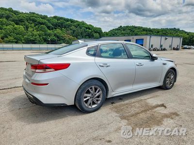 Trzecie zdjęcie samochodu z tyłu: 2020 KIA OPTIMA LX VIN:5XXGT4L36LG449592 - miniatura