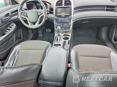 Zdjęcie 8 z 13 samochodu: 2015 CHEVROLET MALIBU 1LT VIN:1G11C5SL3FF154653 - miniatura