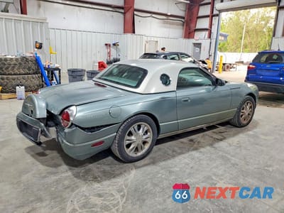 Trzecie zdjęcie samochodu z tyłu: 2004 FORD THUNDERBIRD PACIFIC COAST VIN:1FAHP63AX4Y107558 - miniatura