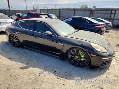 Czwarte zdjęcie samochodu z boku: 2015 PORSCHE PANAMERA SE HYBRID VIN:WP0AD2A70FL040716 - miniatura