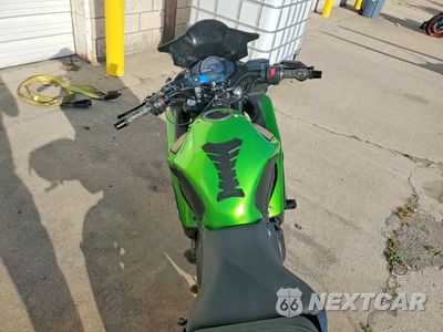 Zdjęcie 6 z 9 samochodu: 2012 KAWASAKI EX650 EC VIN:JKAEXEE19CDA05918 - miniatura