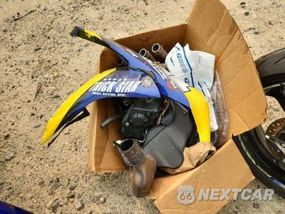 Zdjęcie 9 z 10 samochodu: 2008 HONDA CBR600 RR VIN:JH2PC40048M105889 - miniatura
